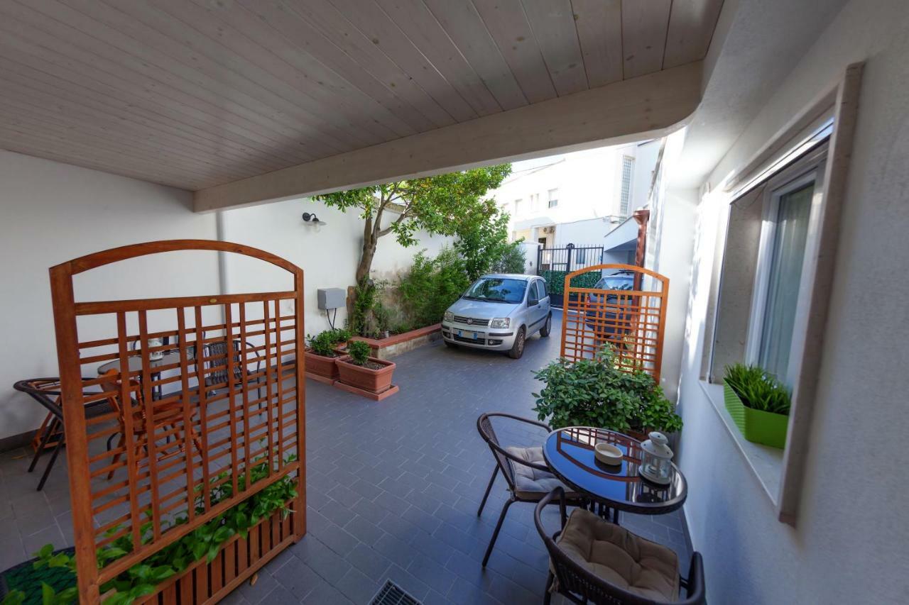 Casa Vacanza L'Alloro 2 Matera Exterior photo