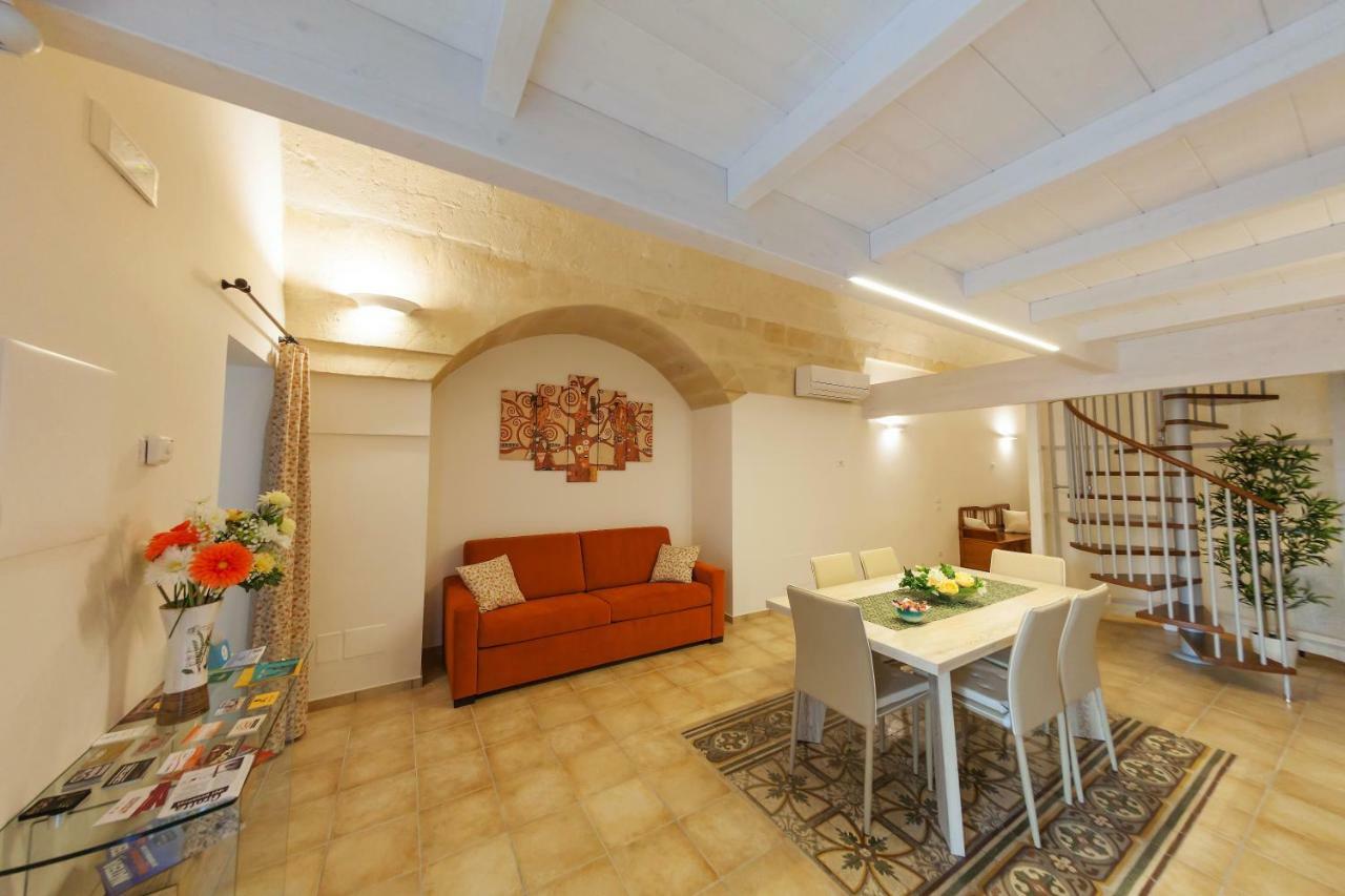Casa Vacanza L'Alloro 2 Matera Exterior photo